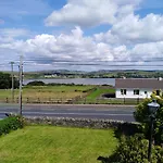 Bed & Breakfast Madra Rua Organic