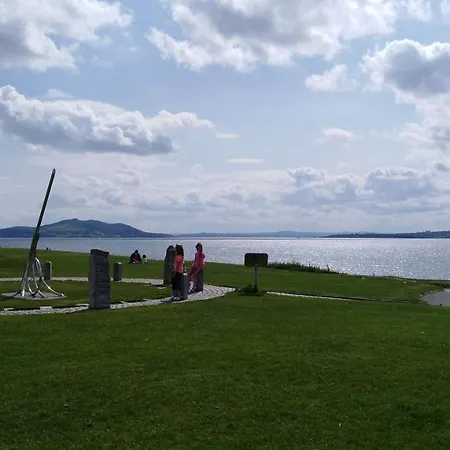 Madra Rua Organic Nocleg ze śniadaniem 3*