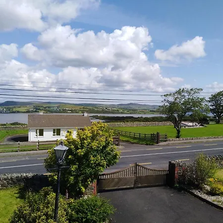 Bed & Breakfast Madra Rua Organic 3*