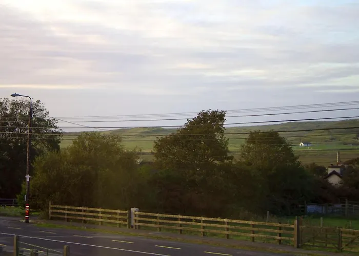 Madra Rua Organic לינה וארוחת בוקר