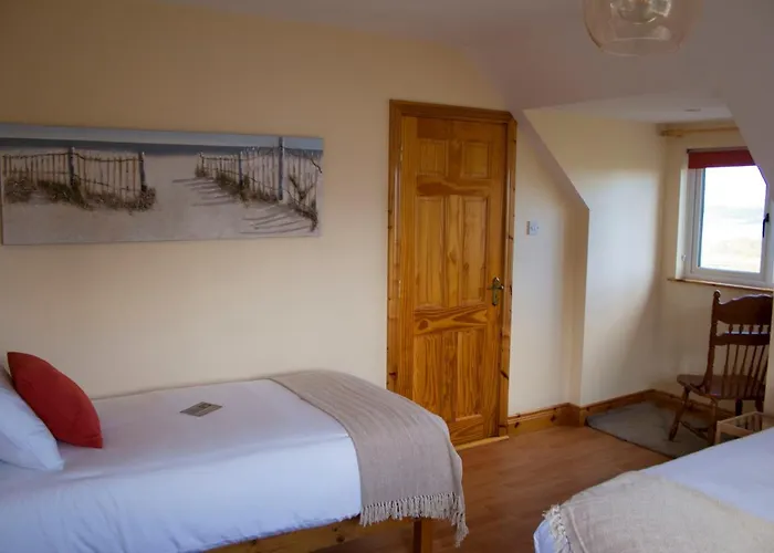 לינה וארוחת בוקר Madra Rua Organic