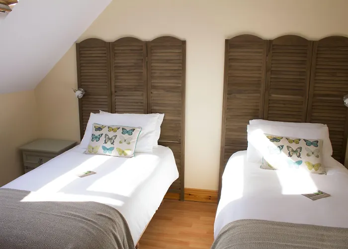 לינה וארוחת בוקר Madra Rua Organic