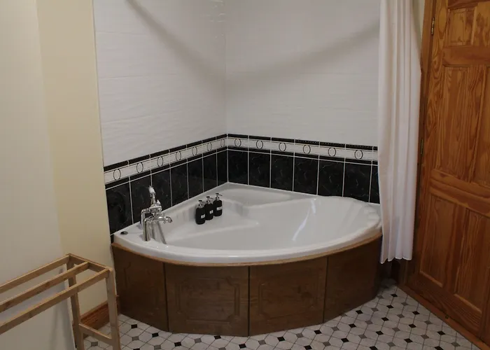 Madra Rua Organic 3* בליליפין